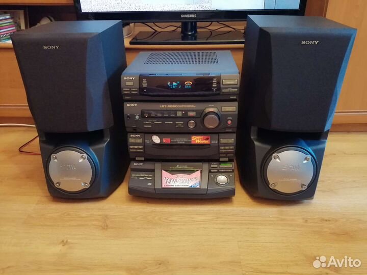 Музыкальный центр 