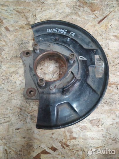 Кулак поворотный передний правый Ssang Yong Kyron