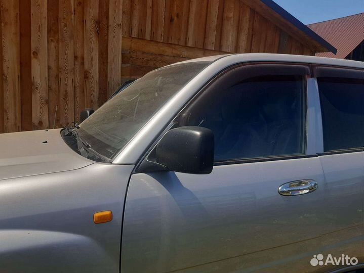 Toyota Land Cruiser, 2004