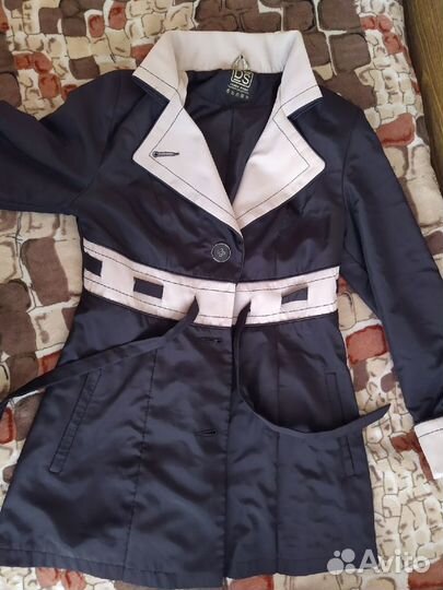 Плащ женский 44-46 размер