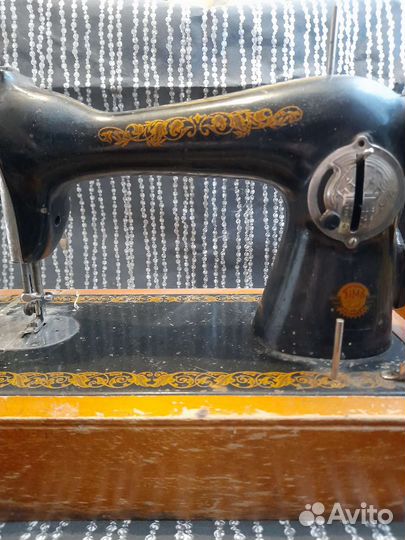 Швейная машинка подольская