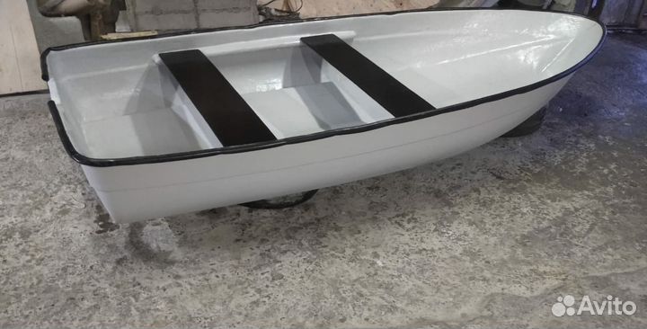 Моторно-гребная лодка