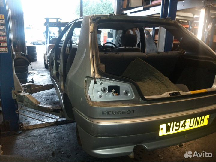 Разбор на запчасти Peugeot 306