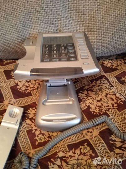 Стационарный телефон