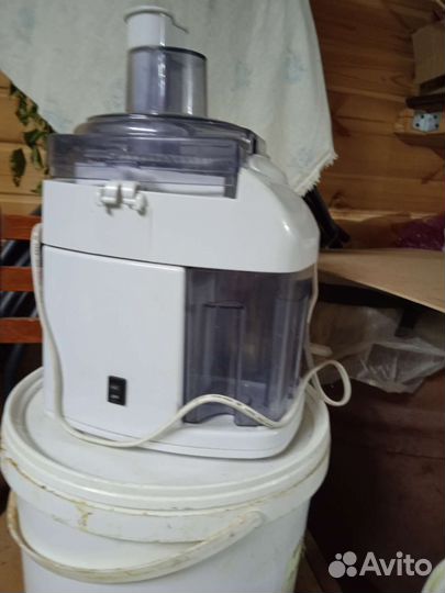 Соковыжималка электрическая