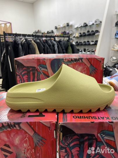 Сланцы adidas yeezy slide 2 расцветки