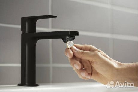 Смеситель для раковины hansgrohe 72559670 Черный