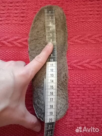 Одежда и обувь для девочки. 128-134