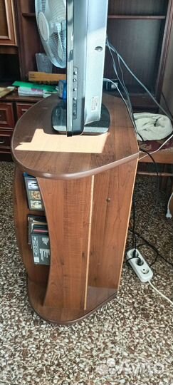 Тумба под тв