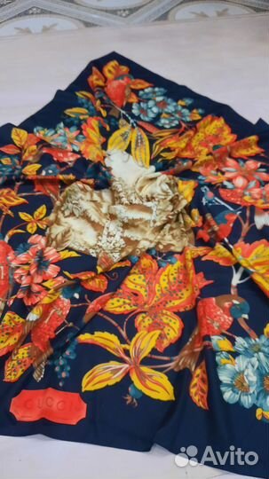 Шелковый платок Gucci