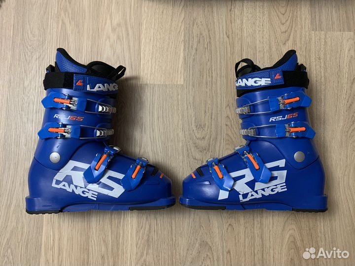 Детские горнолыжные ботинки