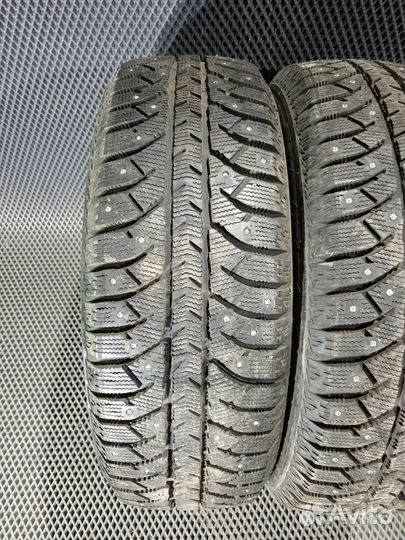 Bridgestone Ice Cruiser 7000 235/65 R17