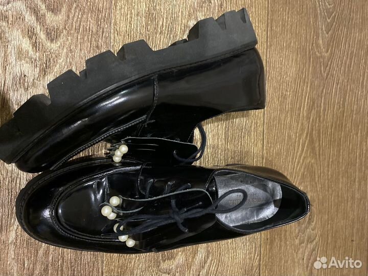 Лоферы женские