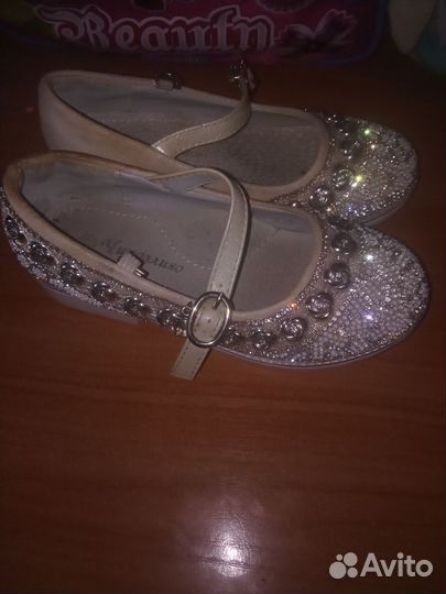 Туфли для девочки