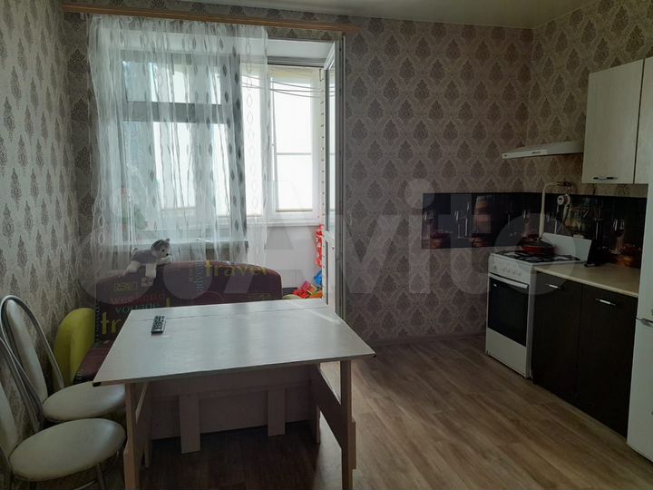 1-к. квартира, 40 м², 9/9 эт.