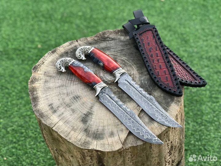 Нож из дамасской стали