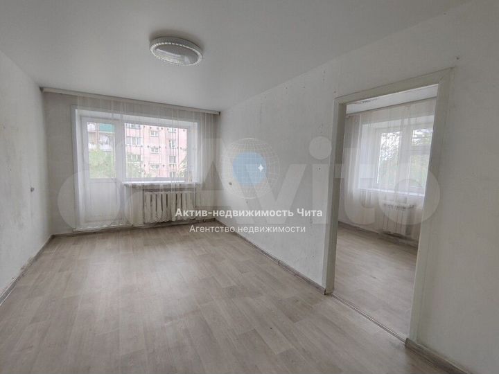 2-к. квартира, 42 м², 3/5 эт.