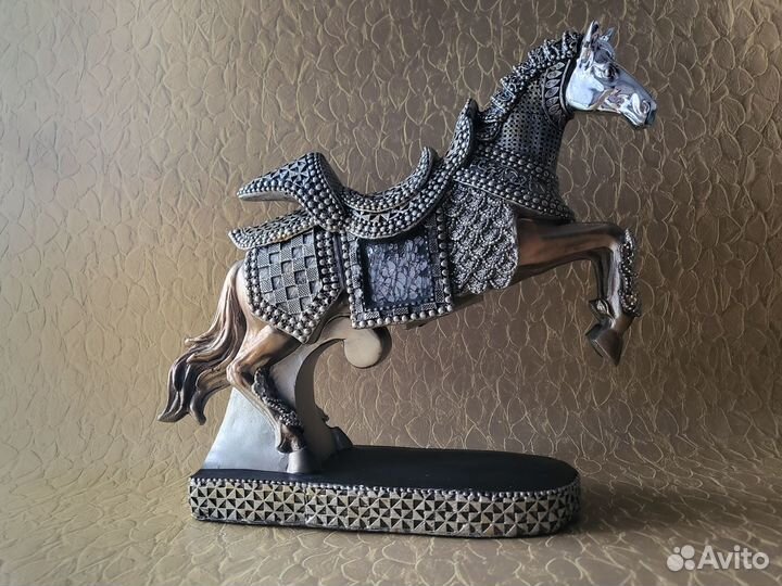 Статуэтка конь 28х23х8