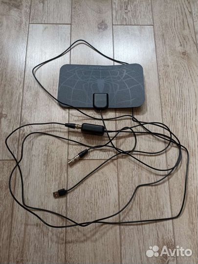 Комнатная цифровая тв антенна 8К 4К с усилителем