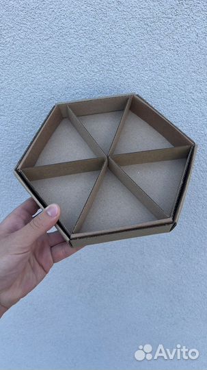 Кондитерская коробка для орехов