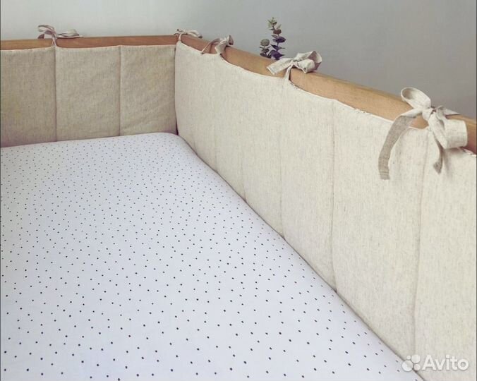 Бортики в кроватку льняные