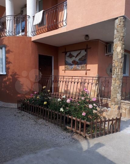 Комната 25 м², 1/3 эт.