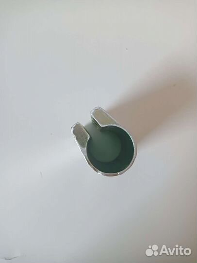 Зажим для трюкового самоката