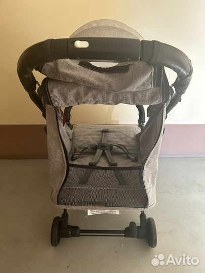 Прогулочная коляска yoya