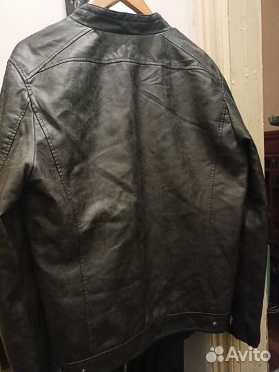 Куртка мужская guess иск. кожа 48/50 б/у