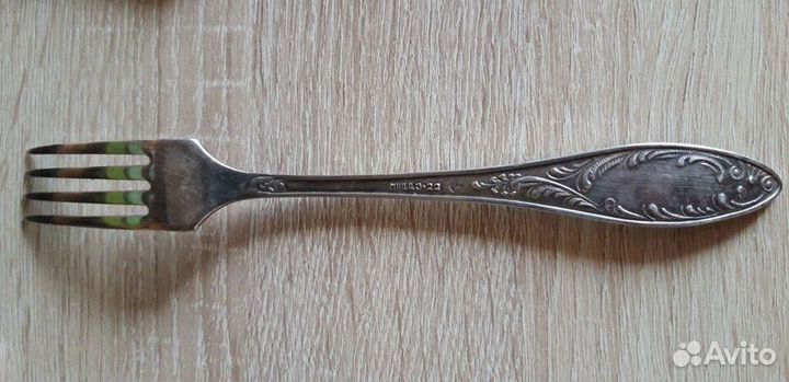 Вилка (мельхиор) с символикой 