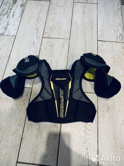 Нагрудник хоккейный bauer supreme