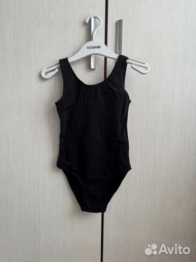 Купальник 110-116 и чешки (17см). Листай)