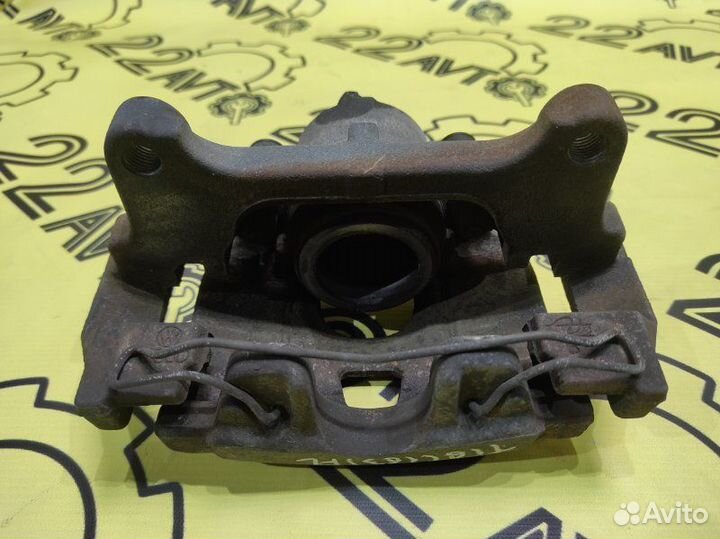 Суппорт передний левый Volkswagen Tiguan 5NZ cczc