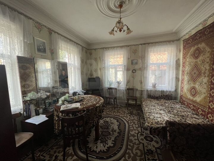 Дом 42 м² на участке 2 сот.