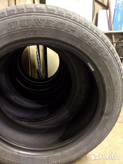 Dunlop Grandtrek ST20 215/60 R17 96H