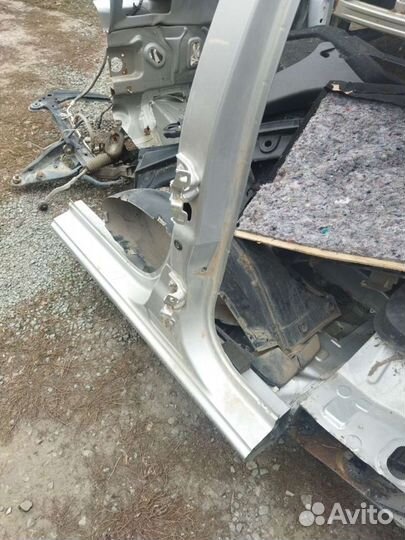 Стойка центральная Логан 2