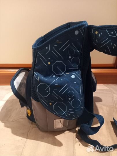Детский школьный рюкзак