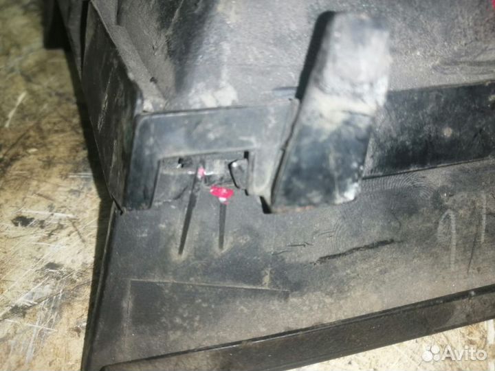 Решетка радиатора Субару