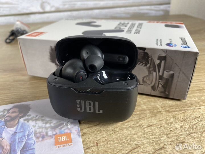 JBL Tune 230nc