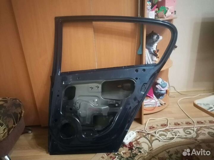 Дверь на opel astra h