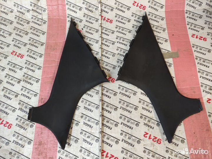 Обшивка стойки задняя Skoda Octavia A4