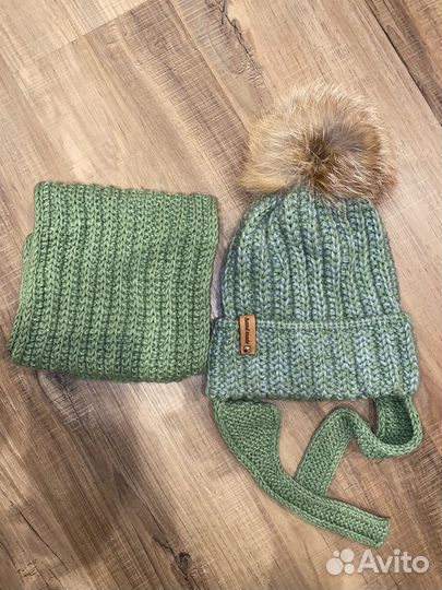 Зимний комплект шапка и шарф для девочки