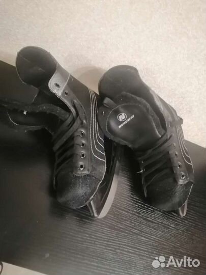Коньки хоккейные 40 размер