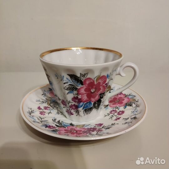 Чайные чашки с блюдцами 12 шт. Фарфор. лфз СССР