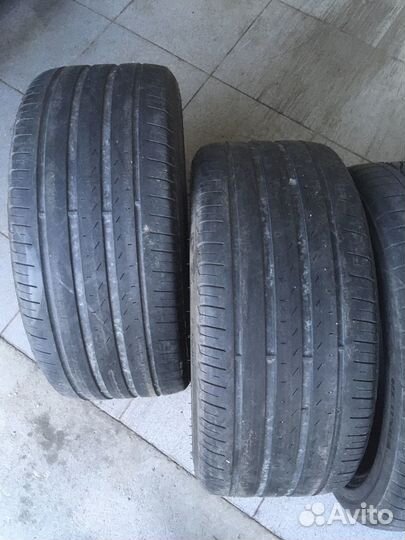 Bridgestone Potenza RE050 245/40 R19 и 275/35 R19 94W