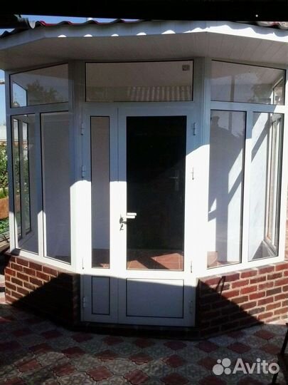 Тамбуры, окна, балконы