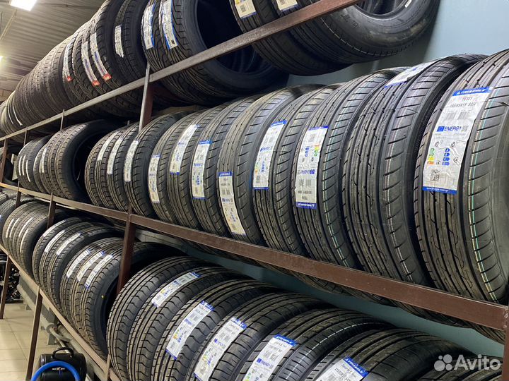 Triangle PL02 255/50 R19 107V