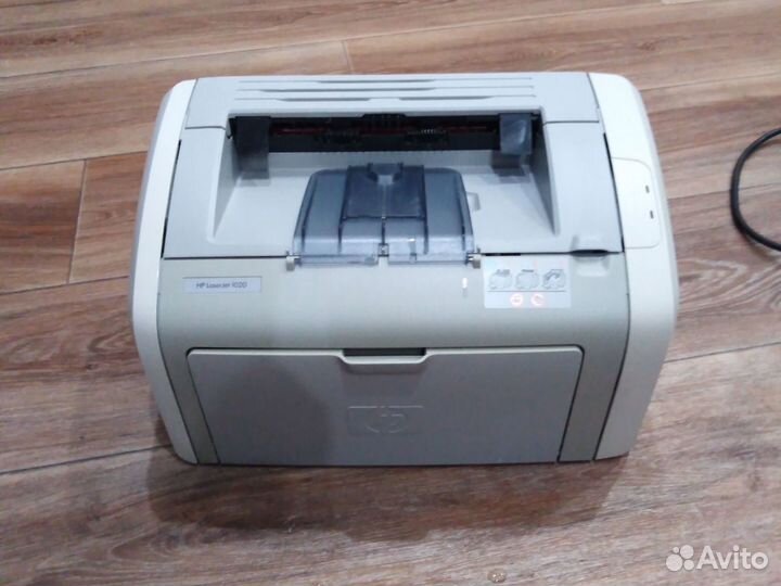 Лазерный принтер HP laserJet 1020