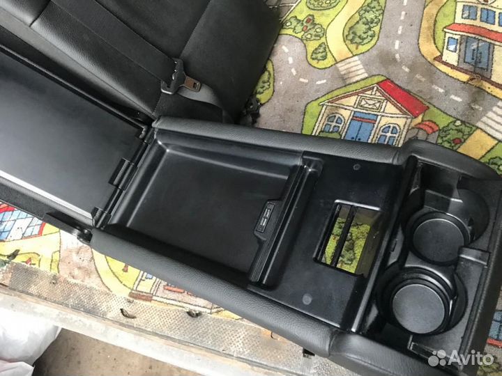 Сиденье заднее левое BMW X3 E83 Рестайлинг