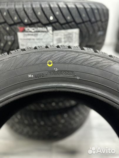 Yokohama IceGuard Stud IG65 235/55 R19 105T